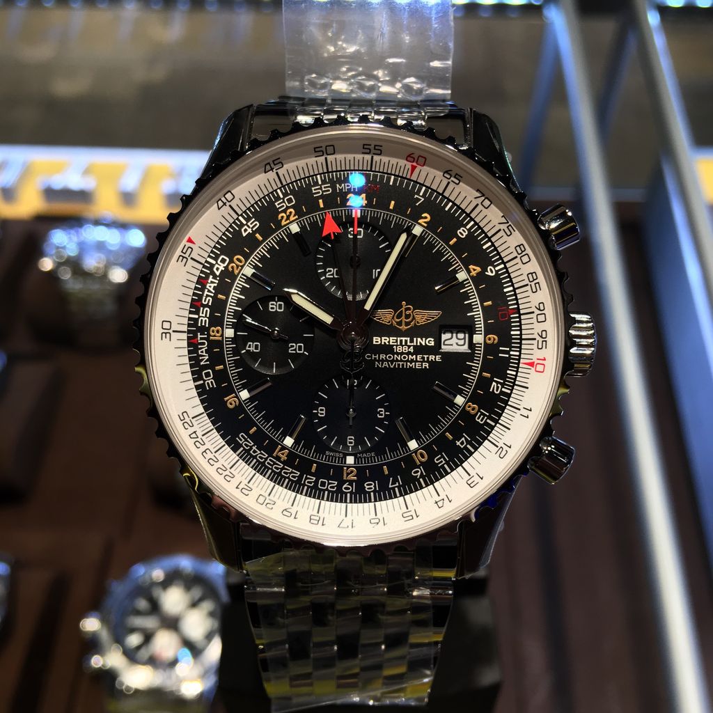 ブライトリング ナビタイマー ワールド　Breitling 腕時計