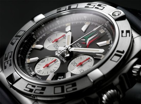 chronomat_44_frecce_tricolori_det_zoom
