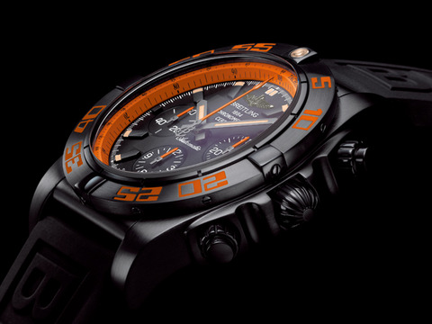Chronomat44Raven_001