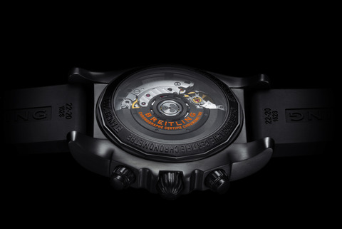asset-version-f433683c3d-chronomat-44-raven-caseback