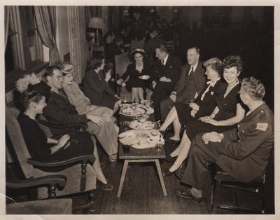 Beate_with_GHQ_members