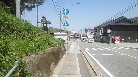 125