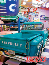 0901cct_08_z+surf_city_garage+blue_truck