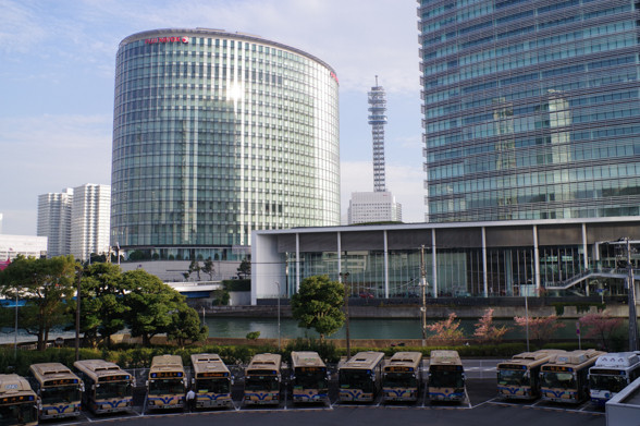 横浜