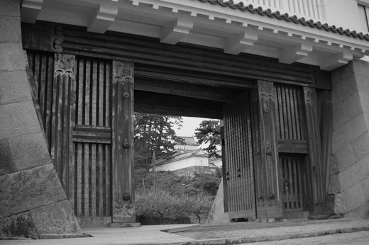銅門