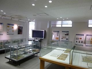 附属図書館での企画展示