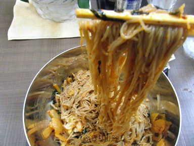 ビビンネンミョンビビン麺