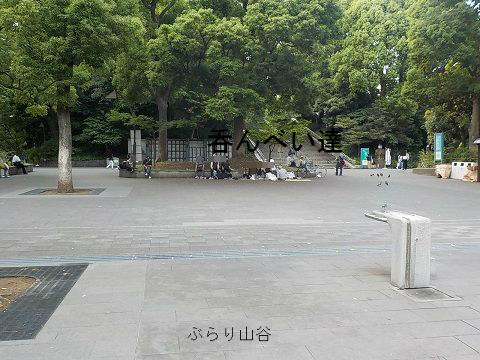 上野公園で呑んべい