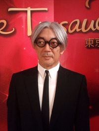 坂本龍一