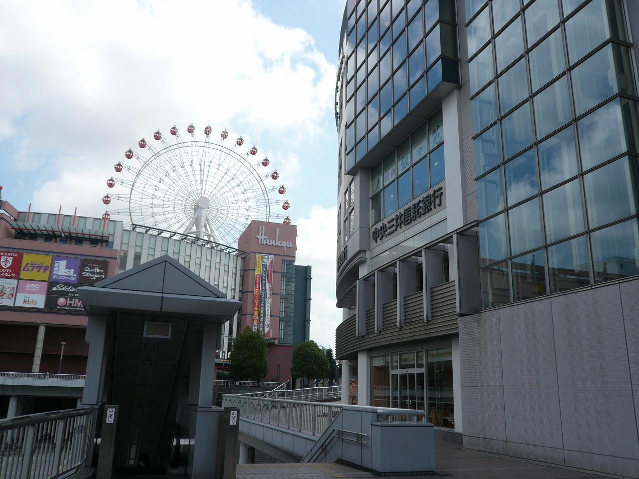 P1030876