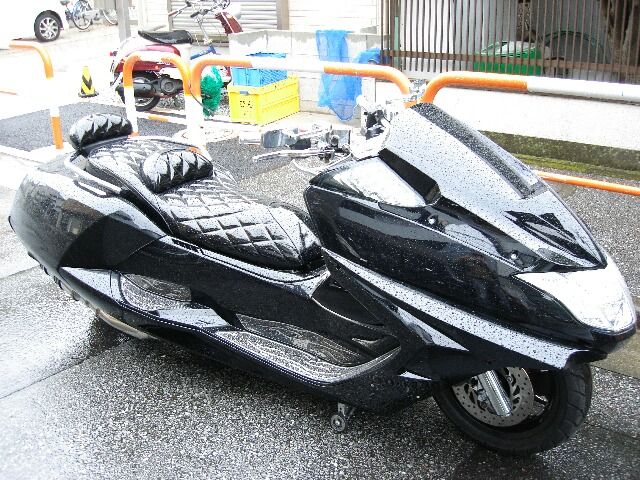 マグザム 31エアサス オーディオフルカスタム: ビッグスクーター マグザム 31エアサス オーディオフルカスタム: ビッグスクーター