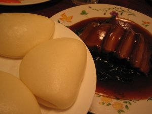 角煮まん