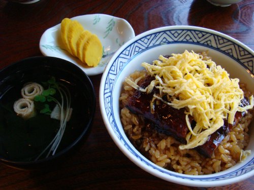 28本吉屋うな丼