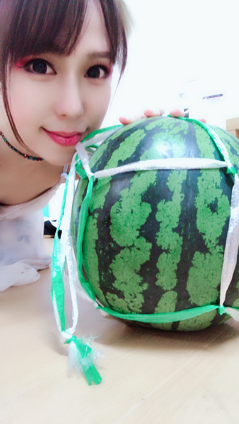 EF4FAE24-F7C4-4F16-8AEF-A66276C0E0A7