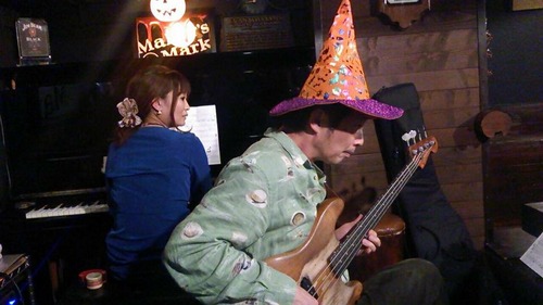 2016-10-29-23-34-27