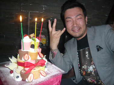 asdfghytr