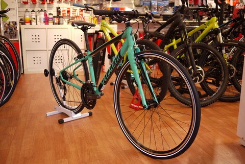 人気女性用クロスバイクSPECIALIZED VITA ELITEが入荷しました