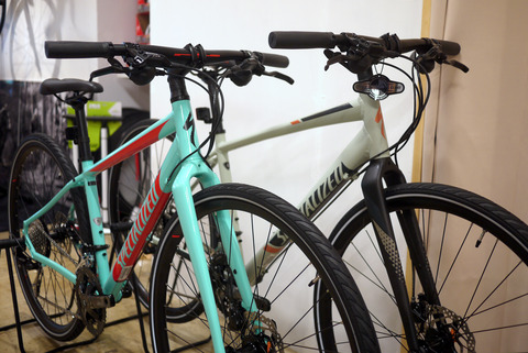 2017年はスペシャライズドのクロスバイクが人気？女性モデルVITA到着