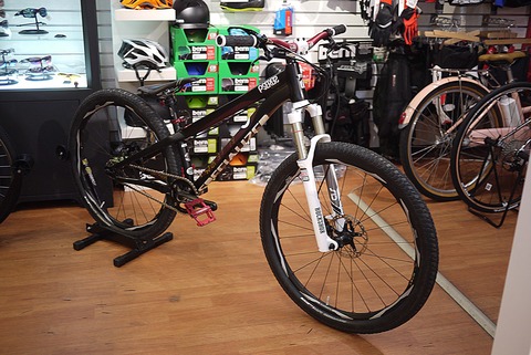 ご納品車両のご紹介! SPECIALIZED P.3 : SBC 新着情報 ご納品車両のご紹介! SPECIALIZED P.3 : SBC 新着情報