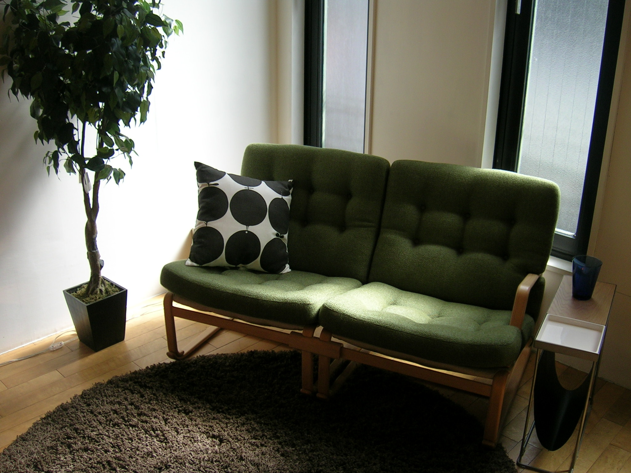 送料込 天童木工のマルガリータソファ desgin ブルーノマットソン マルガリータソファ / ブルーノ・マットソン | ボー・デコール