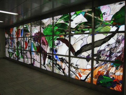 野見山暁治のステンドグラス : 中年とオブジェ