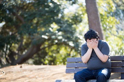 ワイ大学生、バイトしたくなさすぎて咽び泣く・・・