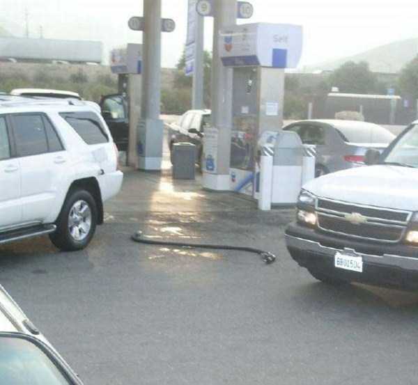 gas-station-fails-11