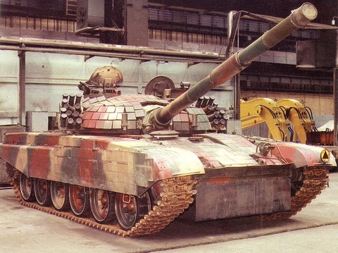 800px-PT-91_Twardy_NTW_5_93_1