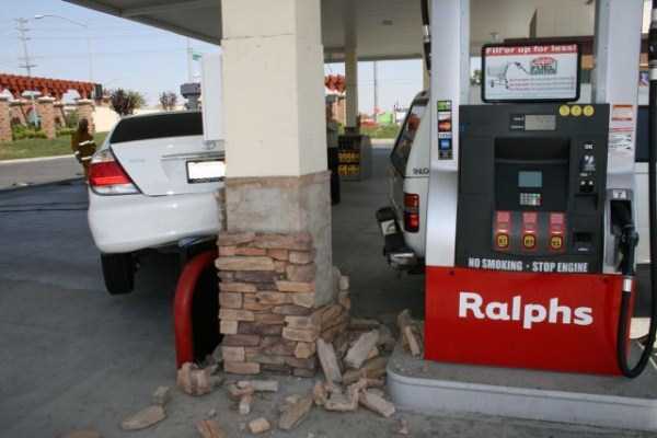 gas-station-fails-12