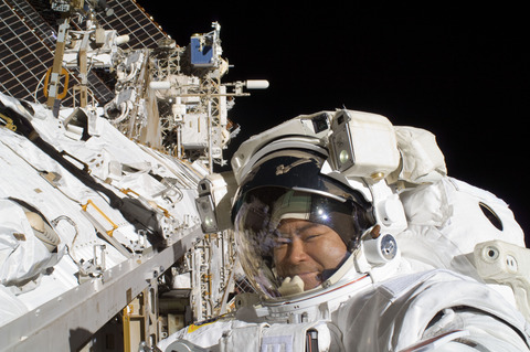 684866main_iss032e025152_full