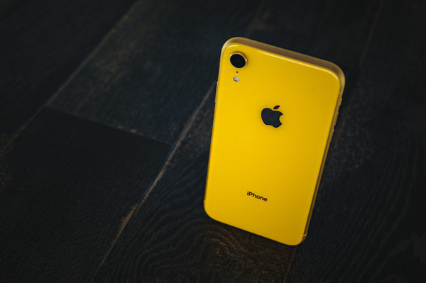 iPhonexrFTHG8878_TP_V1
