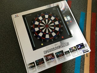 今はドンキでもLIVE200Sって買えるのか！ : ダーツマニアックス