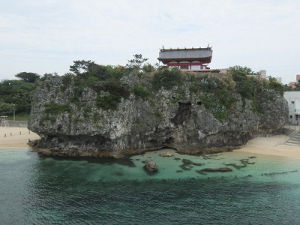 波の上