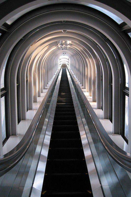 escalator