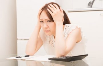 悩む親2-360x230