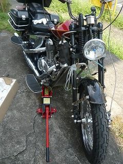 ジャッキアップ