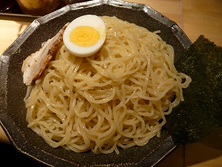 さいたまやつけ麺の麺