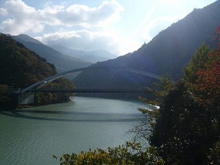 奥多摩湖
