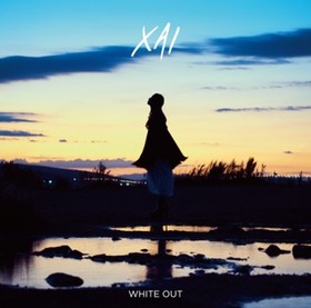 「WHITE OUT」アーティスト盤ジャケット