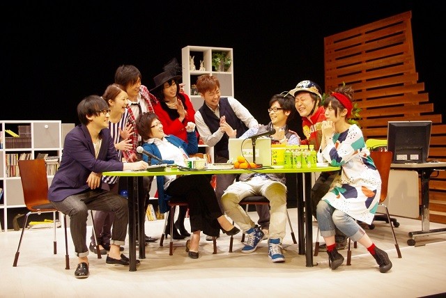 この記事の内容は? ●劇団東京都鈴木区 第13回公演『Tune! ~ラジオな二人~』に、寺島拓篤さん、佐藤聡美さんらが出演●演劇と朗読劇のハイブリッド舞台は斬新な演出