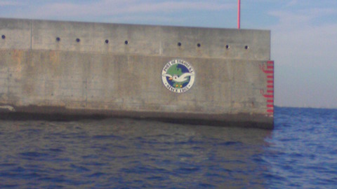 NEC_0823