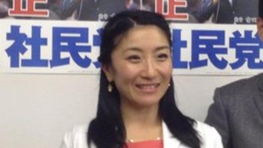 増山麗奈