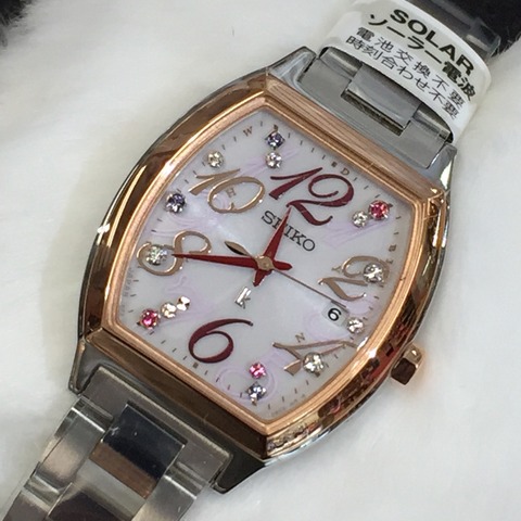 AQ29　セイコー・ルキア　電波・ソーラー時計　日付・耐磁　クリスマスバージョン LUKIA セイコー ルキア 2020 クリスマス限定モデル ソーラー