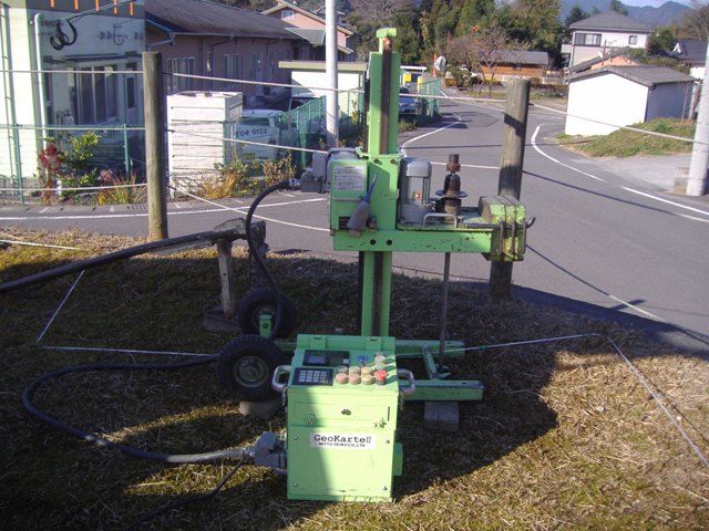 蒲生・上久徳の家 地盤調査機械