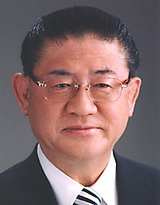 山崎拓議員