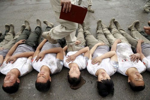 chinese_bodyguards_05