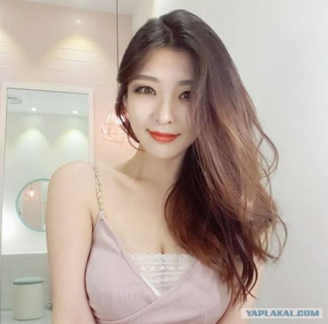 韓国で最も美しい美人講師パク・ヒョンソンさん