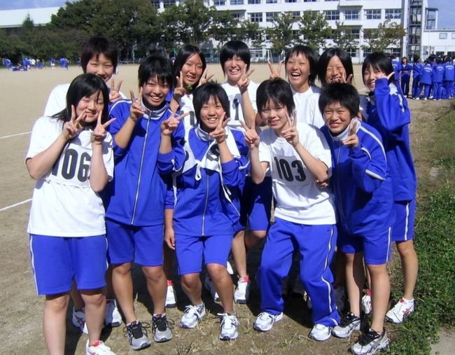日本の女子高生