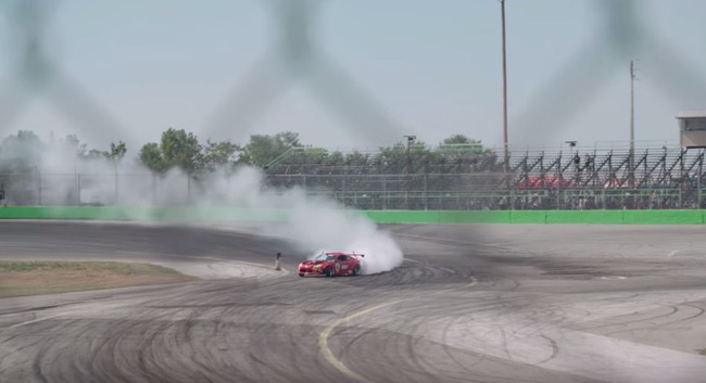 トヨタ86にフェラーリのエンジンを搭載