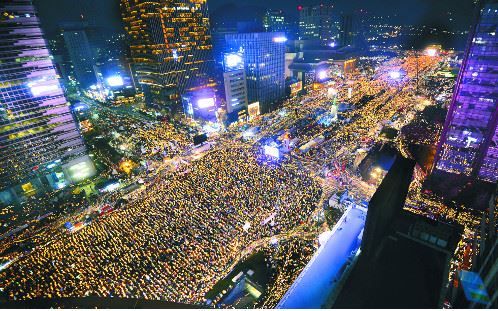 ソウル市が、ろうそく集会のノーベル平和賞推薦
